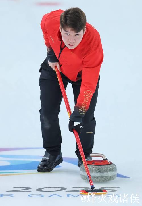 中国冰壶男队以9-3战胜韩国 确保循环赛前三名 中国冰壶男队以9-3战胜韩国 确保循环赛前三名