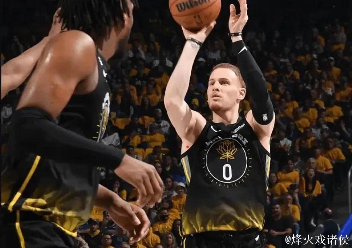 迪温琴佐11分7助攻表现抢眼，三分神准助力大胜